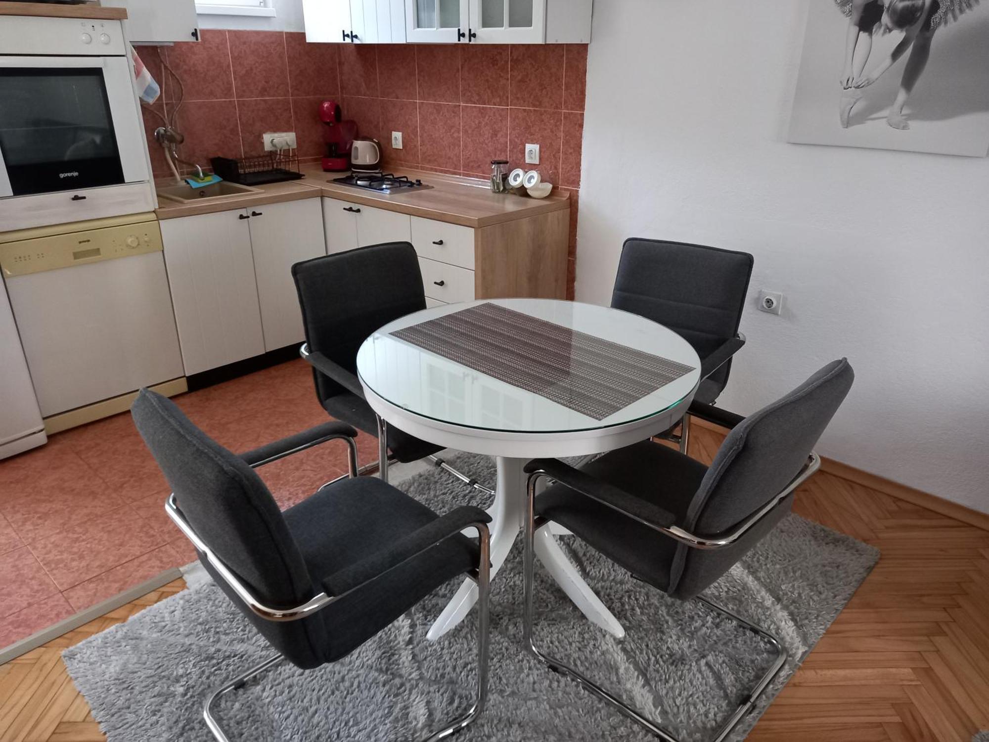 Stan U Maslinama Apartment Podgorica Ngoại thất bức ảnh